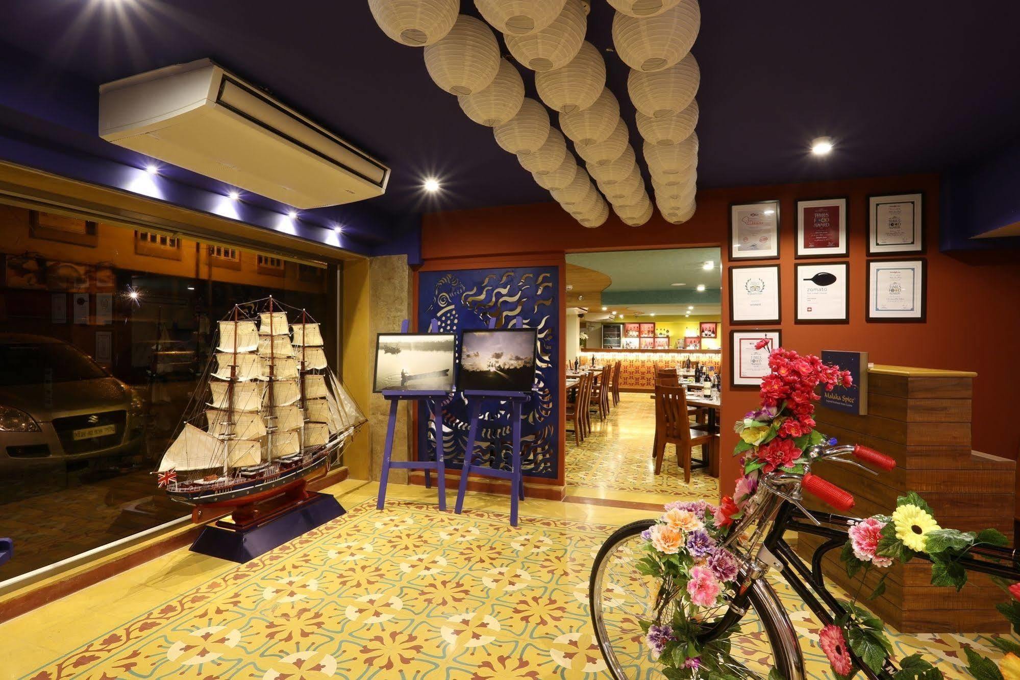 Grande Delmon Hotel Panaji Luaran gambar